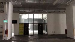 Bukit Batok Connection (D23), Factory #575770471